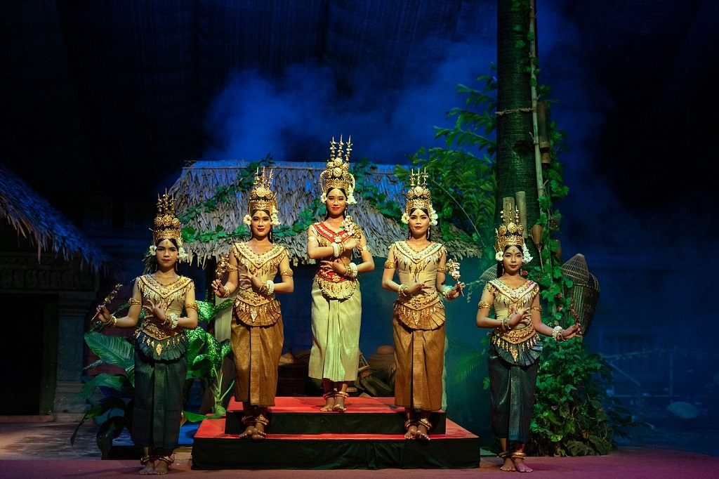 Dinner with Apsara Performance
