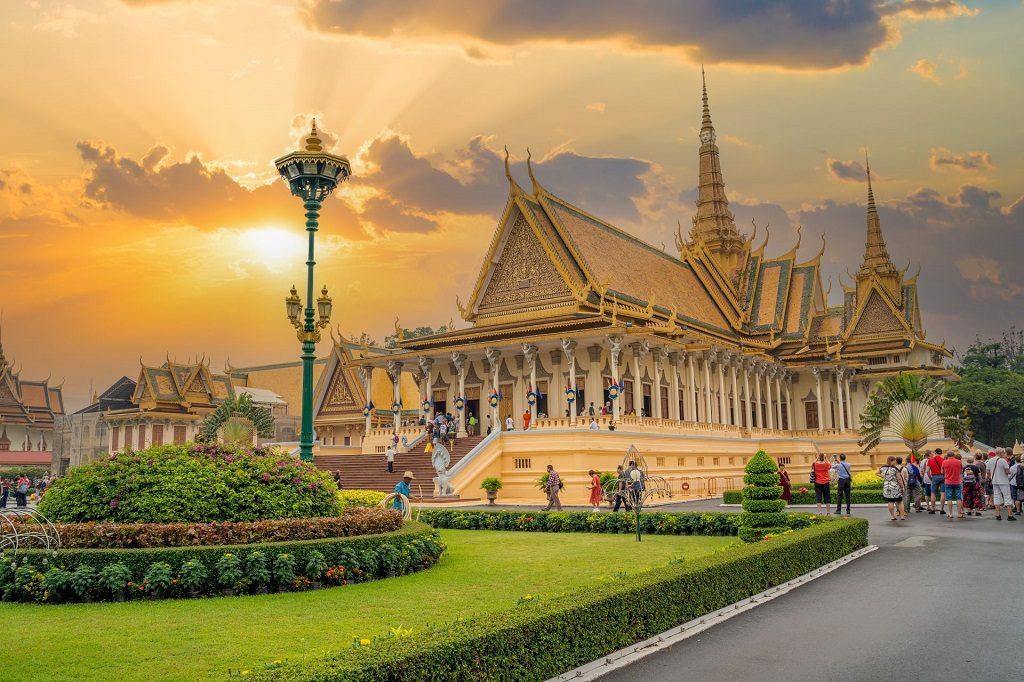 Full Day Phnom Penh City Tour with Killing Fields