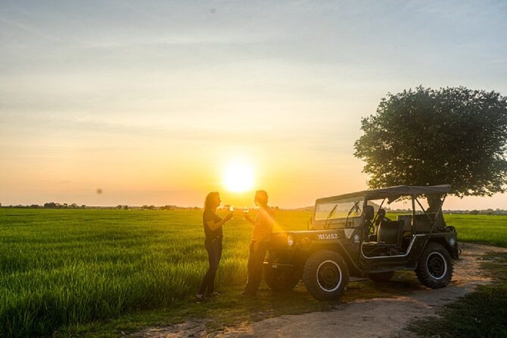 Siem Reap Countryside Sunset Cocktail Jeep Tour