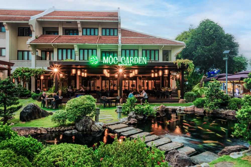 Restaurants and Bars