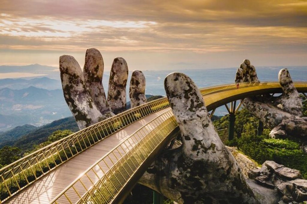 Ba Na Hills & Golden Bridge Discovery