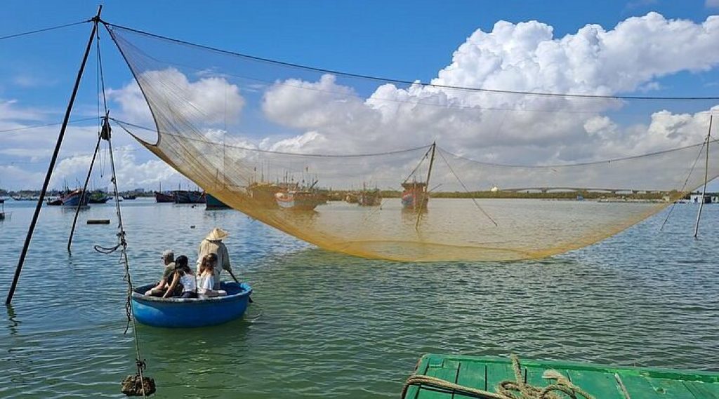 Tra Nhieu Fishing Village