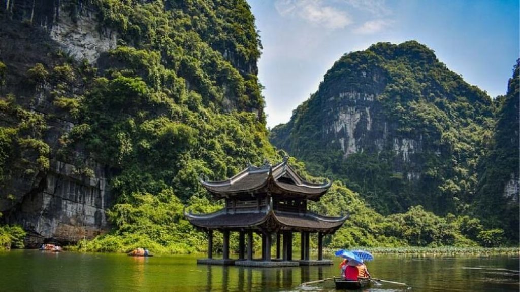 Hoa Lu and Trang An: Ancient Capital and Scenic Waterways