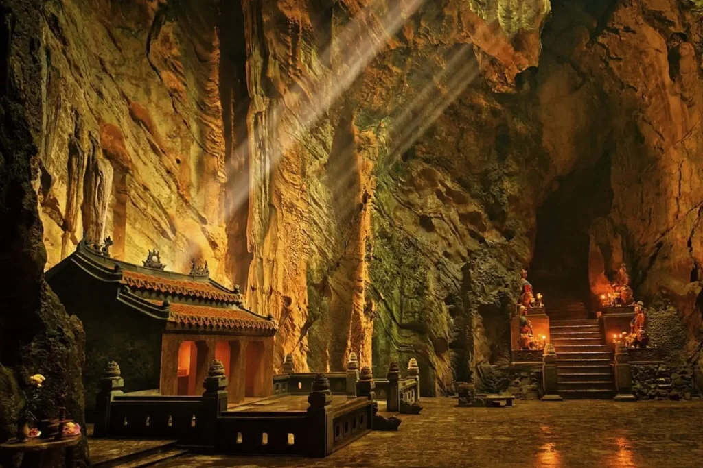 Danang City & Marble Mountains Discovery
