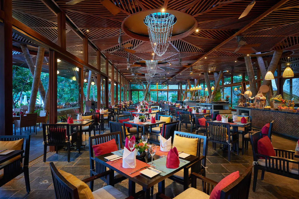 Restaurants and Bars