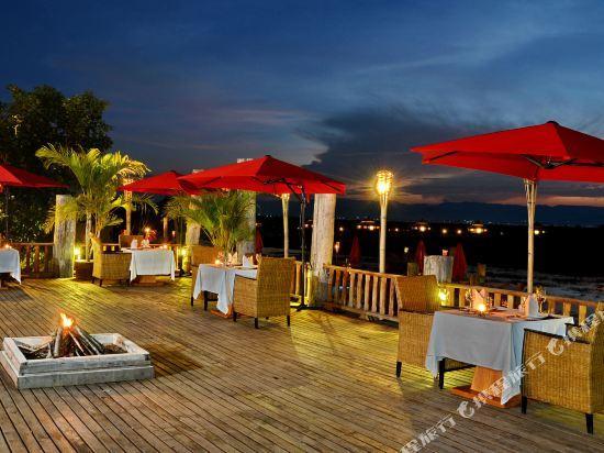 Restaurants and Bars
