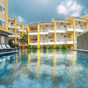 Aurora Riverside Resort & Spa