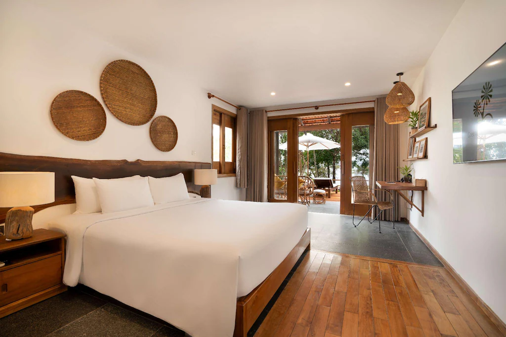 Accommodation