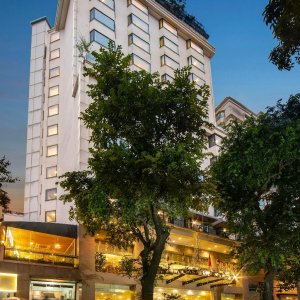 La Casa Hotel Hanoi