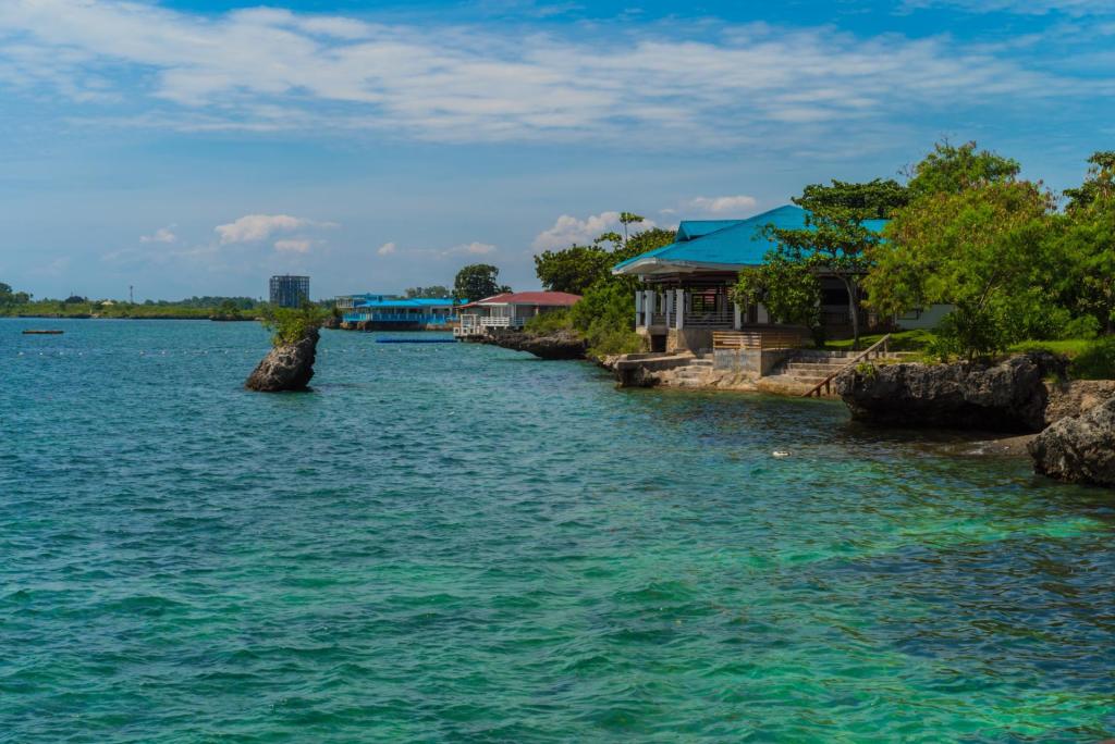 Mactan Island Tour