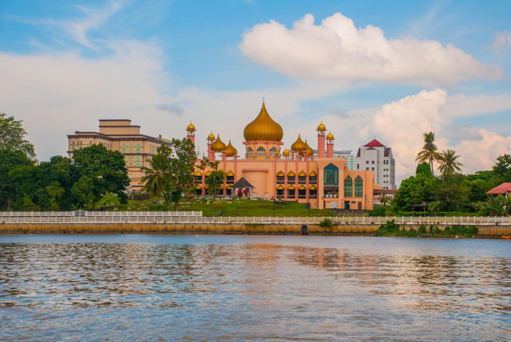 Kuching City Tour